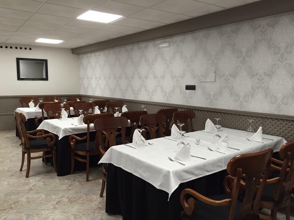 Hotel Restaurante Derby Carballino Exterior photo