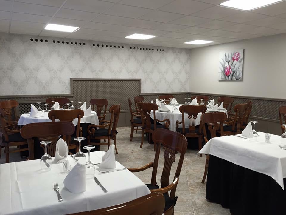 Hotel Restaurante Derby Carballino Exterior photo